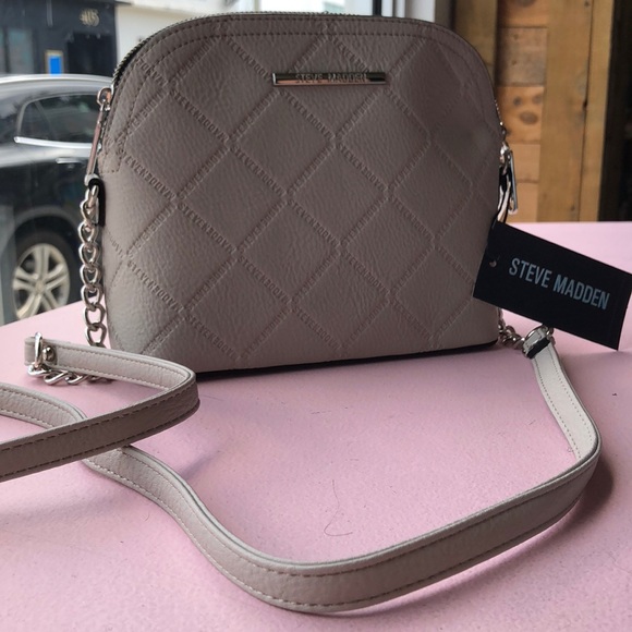 Steve Madden Handbags - Steve Madden Beige Handbag